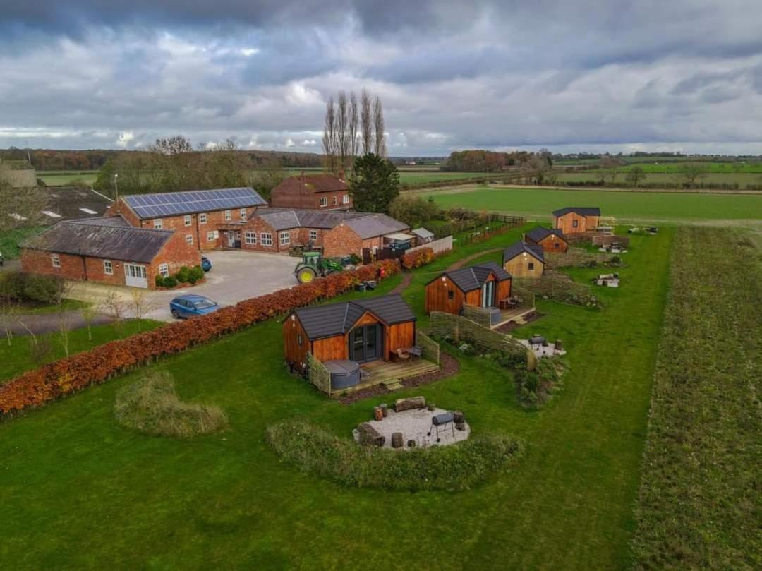 Wold Escapes, Highfield Farm Bed and Breakfast Driffield Eksteriør billede