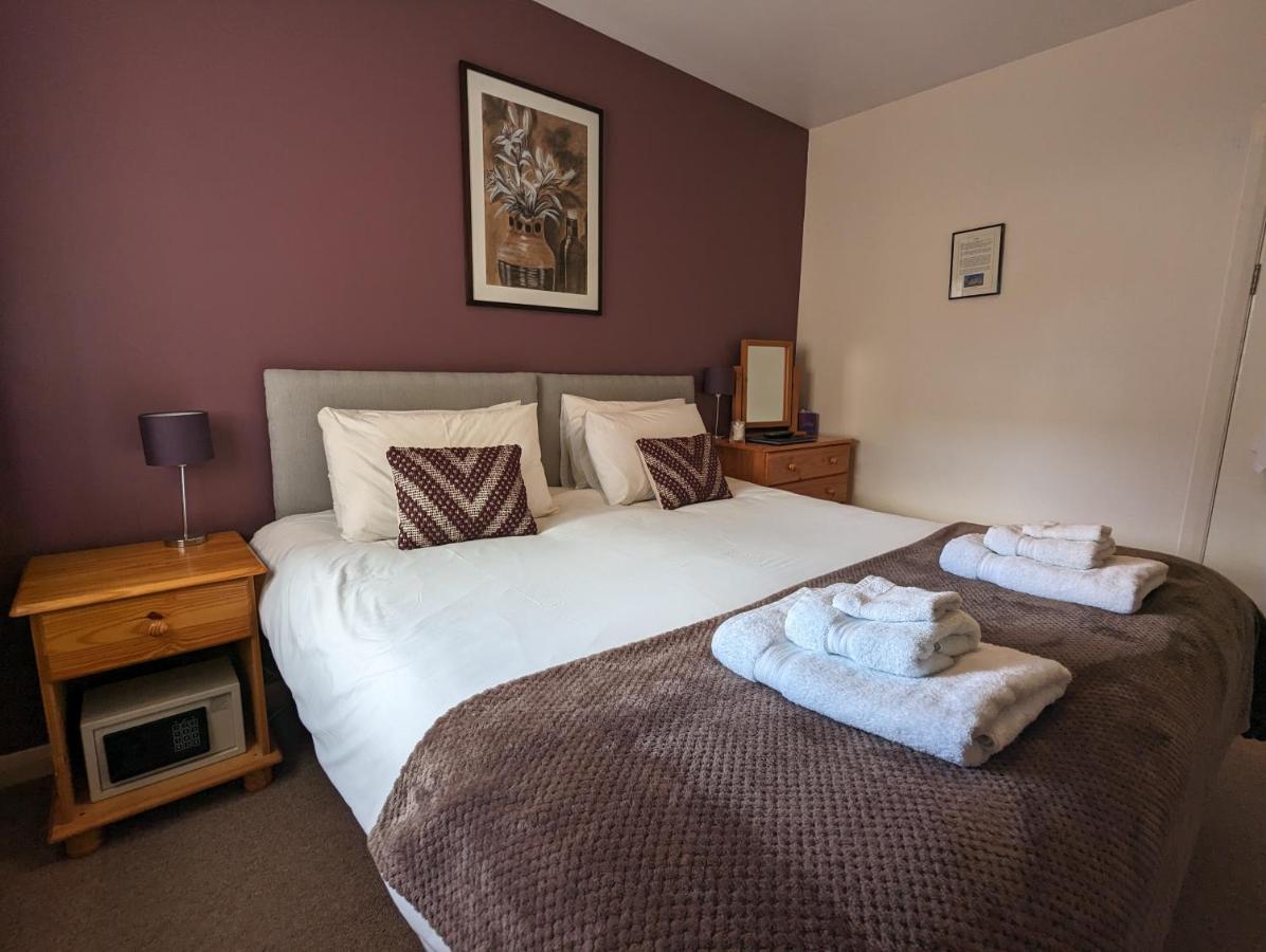Wold Escapes, Highfield Farm Bed and Breakfast Driffield Eksteriør billede