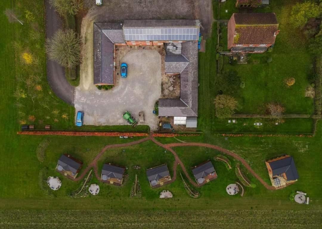 Wold Escapes, Highfield Farm Bed and Breakfast Driffield Eksteriør billede