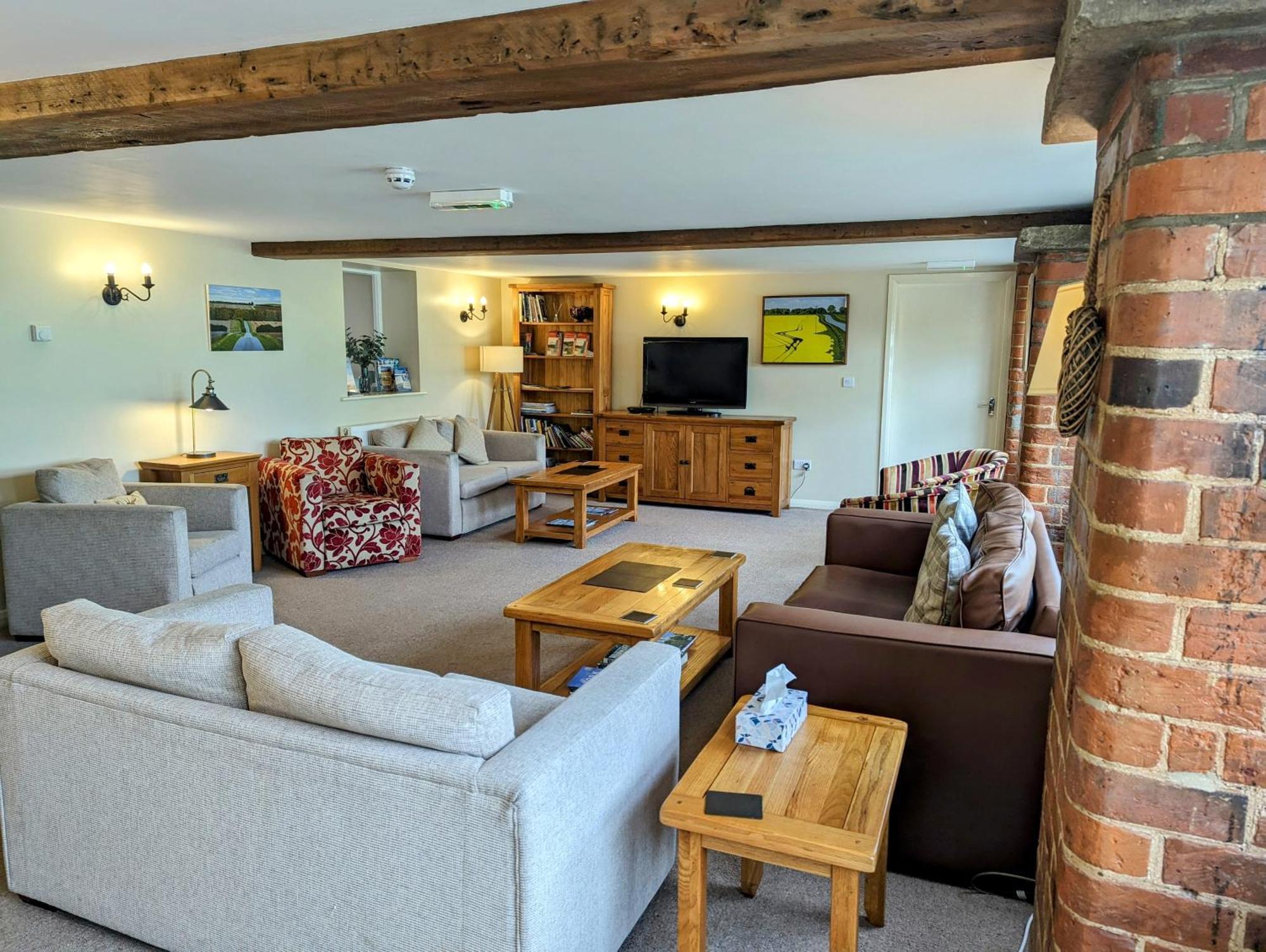 Wold Escapes, Highfield Farm Bed and Breakfast Driffield Eksteriør billede