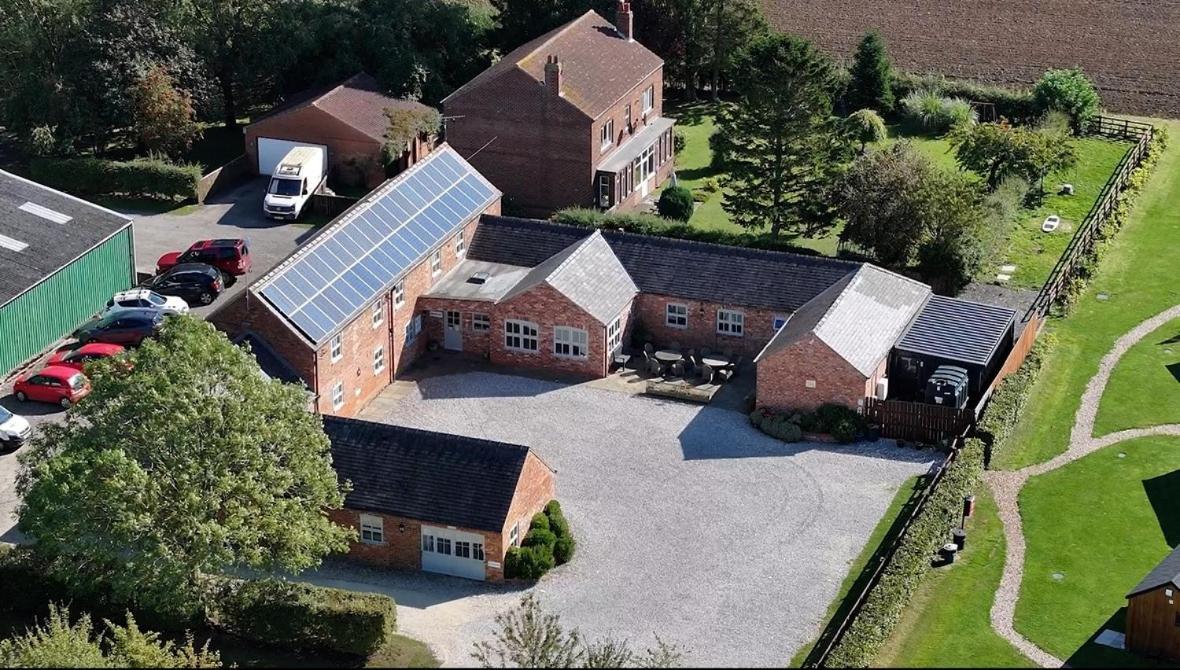 Wold Escapes, Highfield Farm Bed and Breakfast Driffield Eksteriør billede