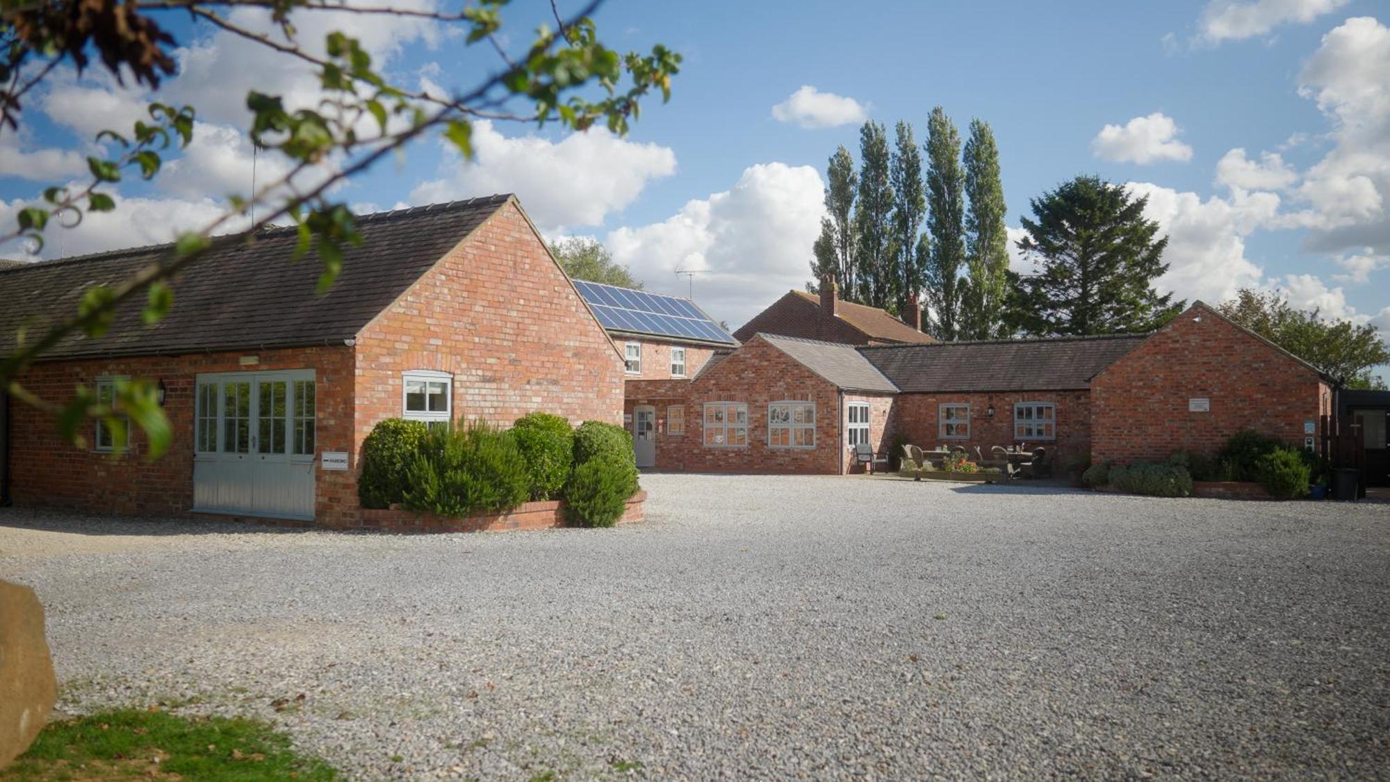 Wold Escapes, Highfield Farm Bed and Breakfast Driffield Eksteriør billede
