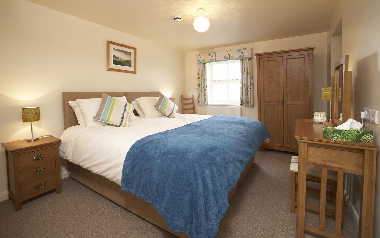 Wold Escapes, Highfield Farm Bed and Breakfast Driffield Eksteriør billede